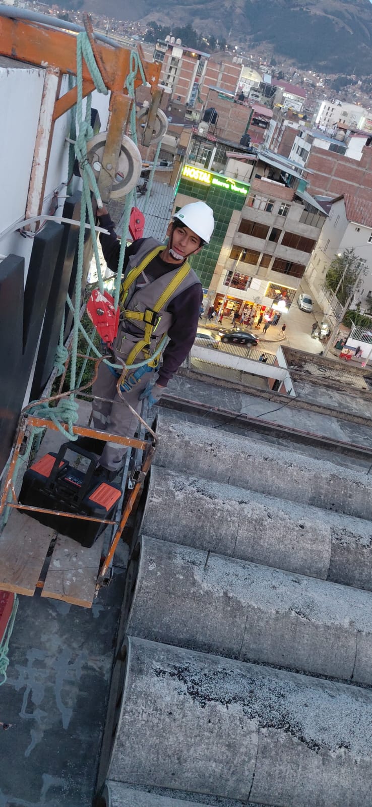 Imagen del proyecto: Mantenimiento de Pararrayos - Corporación Industrial Huanca en Huancayo - Junín